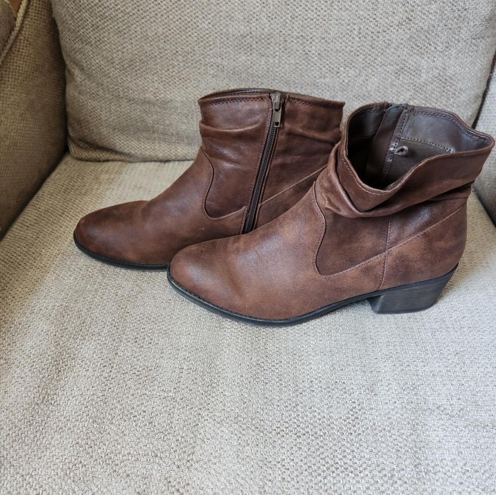 Womens boots
